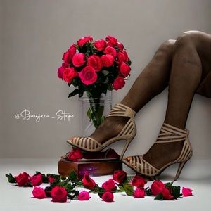 Women’s Nude/clear Heels 7 & 7 1/2